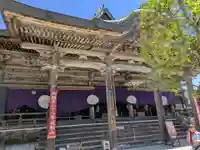 成相寺の本殿・本堂