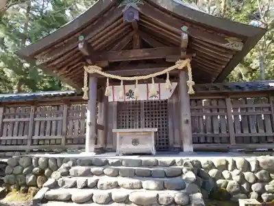 諏訪大社上社前宮(長野県)