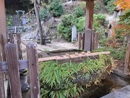 萬寿寺（お不動さん）の手水舎