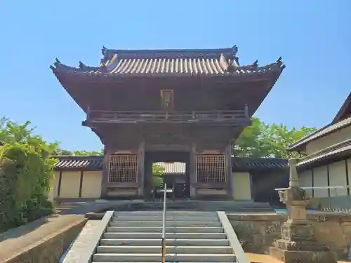 時光寺の山門