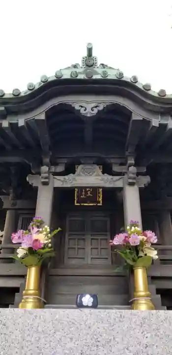 龍光不動尊の本殿・本堂