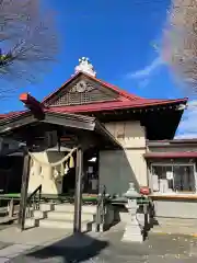 白山神社の本殿