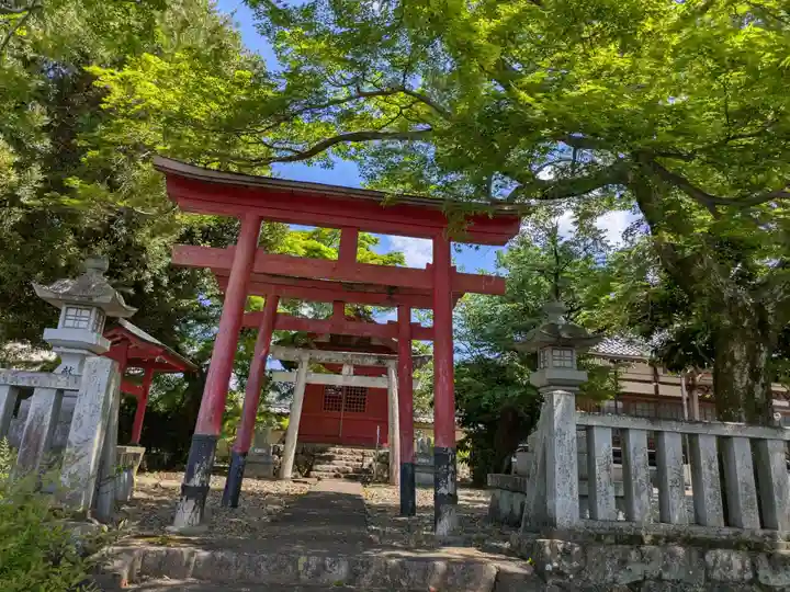 来昌寺の鳥居