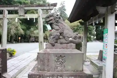 新橋浅間神社の狛犬