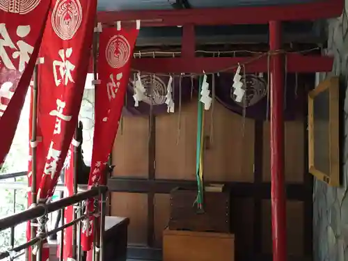 初音森神社の鳥居