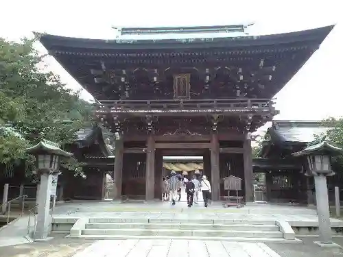 宮地嶽神社の山門・神門