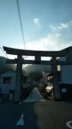 八幡朝見神社の鳥居