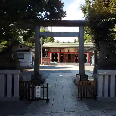 池袋氷川神社の鳥居