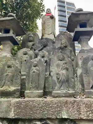 寳蓮寺の{uncategorized: "未分類", other: "その他", undefined: "問題あり", building: "その他建物", grave: "お墓", sacred_gate: "鳥居", guardian: "狛犬", statue: "像", buddha: "仏像", history: "歴史", nature: "自然", garden: "庭園", animal: "動物", pagoda: "塔", temizu: "手水舎", mountain_gate: "山門・神門", sanctuary: "本殿・本堂", subordinate: "末社・摂社", art: "芸術", scenery: "景色", jizo: "地蔵", ema: "絵馬", goshuin: "御朱印", omikuji: "おみくじ", items: "授与品その他", amulet: "お守り", goshuincho: "御朱印帳", eats: "食事", festival: "お祭り", votive_dance: "神楽", shichigosan: "七五三参", wedding: "結婚式", experience: "体験その他", initially: "初詣", around: "周辺", anti_infection: "感染症対策"}