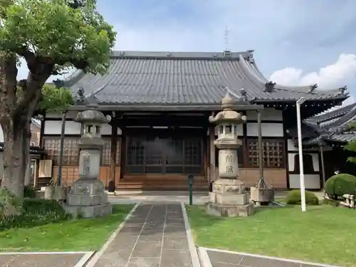 昌温山 菊泉寺の本殿・本堂