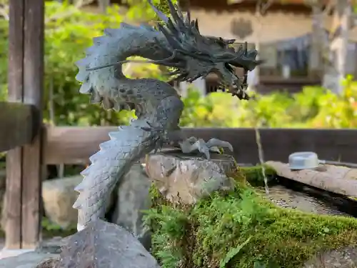 禅定寺の手水舎