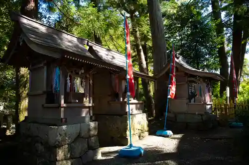 椙本神社の末社