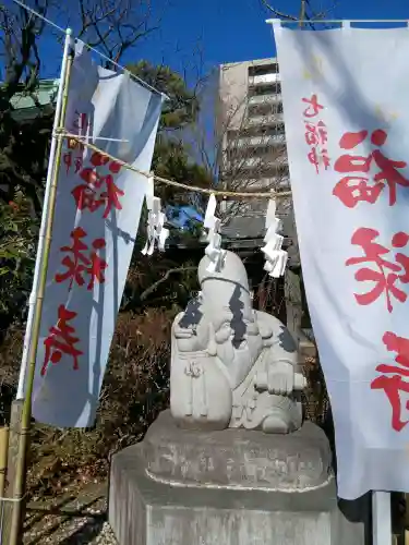 河原町稲荷神社の{uncategorized: "未分類", other: "その他", undefined: "問題あり", building: "その他建物", grave: "お墓", sacred_gate: "鳥居", guardian: "狛犬", statue: "像", buddha: "仏像", history: "歴史", nature: "自然", garden: "庭園", animal: "動物", pagoda: "塔", temizu: "手水舎", mountain_gate: "山門・神門", sanctuary: "本殿・本堂", subordinate: "末社・摂社", art: "芸術", scenery: "景色", jizo: "地蔵", ema: "絵馬", goshuin: "御朱印", omikuji: "おみくじ", items: "授与品その他", amulet: "お守り", goshuincho: "御朱印帳", eats: "食事", festival: "お祭り", votive_dance: "神楽", shichigosan: "七五三参", wedding: "結婚式", experience: "体験その他", initially: "初詣", around: "周辺", anti_infection: "感染症対策"}