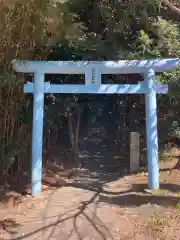 恋の水神社の鳥居