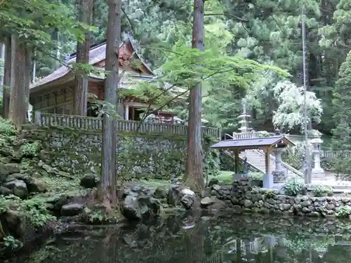 宝積山光前寺の庭園