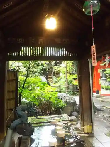 愛宕神社の手水