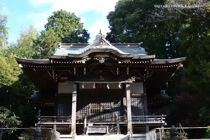西八朔杉山神社の本殿・本堂