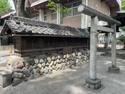 高城神社の{uncategorized: "未分類", other: "その他", undefined: "問題あり", building: "その他建物", grave: "お墓", sacred_gate: "鳥居", guardian: "狛犬", statue: "像", buddha: "仏像", history: "歴史", nature: "自然", garden: "庭園", animal: "動物", pagoda: "塔", temizu: "手水舎", mountain_gate: "山門・神門", sanctuary: "本殿・本堂", subordinate: "末社・摂社", art: "芸術", scenery: "景色", jizo: "地蔵", ema: "絵馬", goshuin: "御朱印", omikuji: "おみくじ", items: "授与品その他", amulet: "お守り", goshuincho: "御朱印帳", eats: "食事", festival: "お祭り", votive_dance: "神楽", shichigosan: "七五三参", wedding: "結婚式", experience: "体験その他", initially: "初詣", around: "周辺", anti_infection: "感染症対策"}