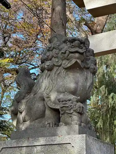 諏訪神社の狛犬