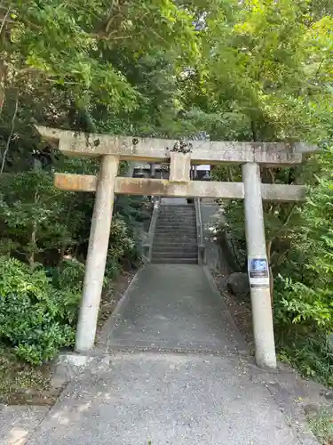 蜂穴神社（石清尾八幡宮末社）(香川県)