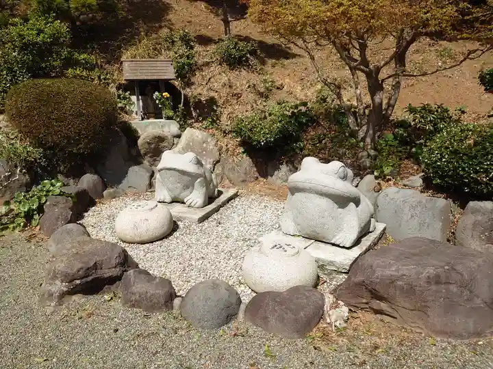 愛染明王堂の狛犬