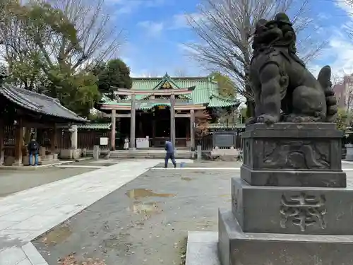 牛嶋神社の狛犬