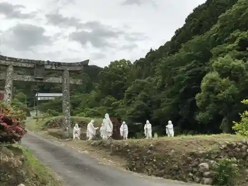 胎蔵寺の像