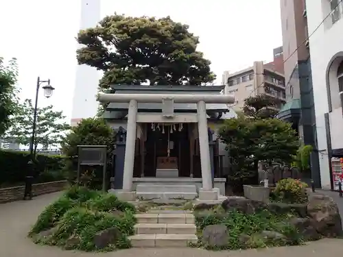 池袋水天宮の鳥居
