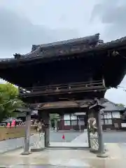 妙福寺の山門