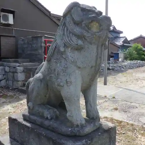 櫟原神社の狛犬