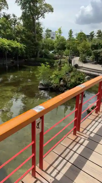 川崎大師(平間寺)の{uncategorized: "未分類", other: "その他", undefined: "問題あり", building: "その他建物", grave: "お墓", sacred_gate: "鳥居", guardian: "狛犬", statue: "像", buddha: "仏像", history: "歴史", nature: "自然", garden: "庭園", animal: "動物", pagoda: "塔", temizu: "手水舎", mountain_gate: "山門・神門", sanctuary: "本殿・本堂", subordinate: "末社・摂社", art: "芸術", scenery: "景色", jizo: "地蔵", ema: "絵馬", goshuin: "御朱印", omikuji: "おみくじ", items: "授与品その他", amulet: "お守り", goshuincho: "御朱印帳", eats: "食事", festival: "お祭り", votive_dance: "神楽", shichigosan: "七五三参", wedding: "結婚式", experience: "体験その他", initially: "初詣", around: "周辺", anti_infection: "感染症対策"}