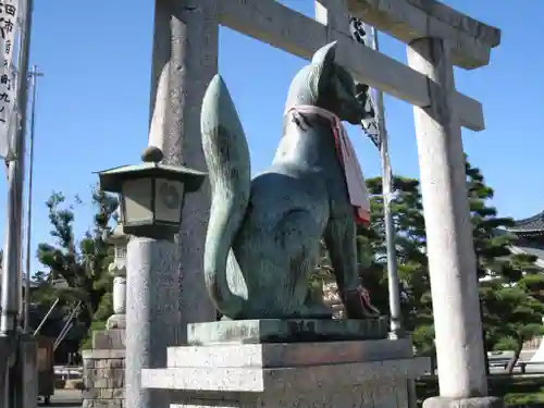 豊川閣　妙厳寺の狛犬