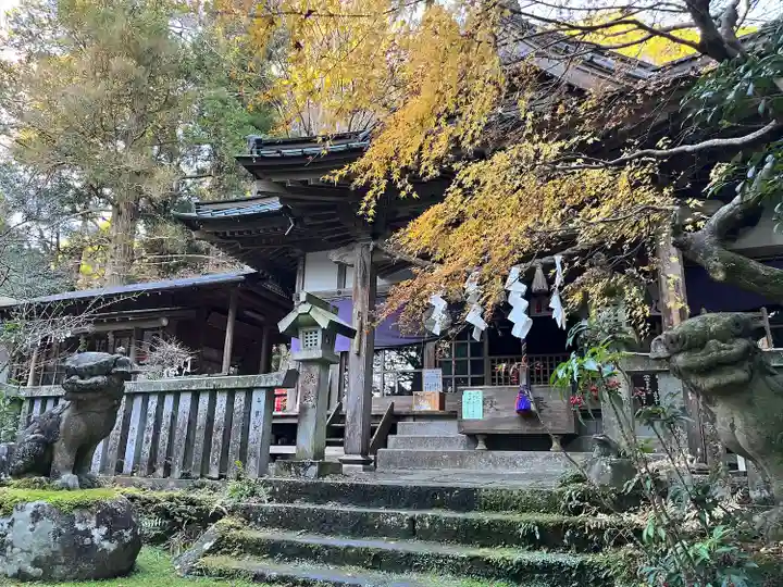 五所駒瀧神社の本殿・本堂