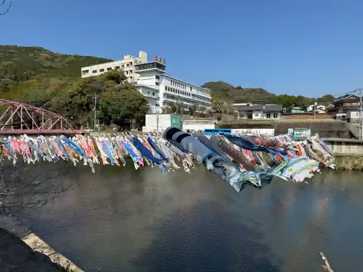與止日女神社の{uncategorized: "未分類", other: "その他", undefined: "問題あり", building: "その他建物", grave: "お墓", sacred_gate: "鳥居", guardian: "狛犬", statue: "像", buddha: "仏像", history: "歴史", nature: "自然", garden: "庭園", animal: "動物", pagoda: "塔", temizu: "手水舎", mountain_gate: "山門・神門", sanctuary: "本殿・本堂", subordinate: "末社・摂社", art: "芸術", scenery: "景色", jizo: "地蔵", ema: "絵馬", goshuin: "御朱印", omikuji: "おみくじ", items: "授与品その他", amulet: "お守り", goshuincho: "御朱印帳", eats: "食事", festival: "お祭り", votive_dance: "神楽", shichigosan: "七五三参", wedding: "結婚式", experience: "体験その他", initially: "初詣", around: "周辺", anti_infection: "感染症対策"}