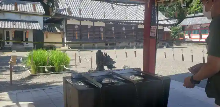 美濃國一宮 南宮大社の手水舎