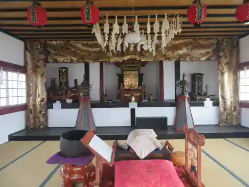 定林寺の本殿・本堂