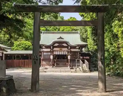 氷上姉子神社(熱田神宮摂社)の{uncategorized: "未分類", other: "その他", undefined: "問題あり", building: "その他建物", grave: "お墓", sacred_gate: "鳥居", guardian: "狛犬", statue: "像", buddha: "仏像", history: "歴史", nature: "自然", garden: "庭園", animal: "動物", pagoda: "塔", temizu: "手水舎", mountain_gate: "山門・神門", sanctuary: "本殿・本堂", subordinate: "末社・摂社", art: "芸術", scenery: "景色", jizo: "地蔵", ema: "絵馬", goshuin: "御朱印", omikuji: "おみくじ", items: "授与品その他", amulet: "お守り", goshuincho: "御朱印帳", eats: "食事", festival: "お祭り", votive_dance: "神楽", shichigosan: "七五三参", wedding: "結婚式", experience: "体験その他", initially: "初詣", around: "周辺", anti_infection: "感染症対策"}