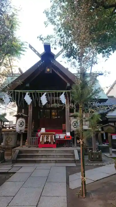 三島神社の本殿・本堂
