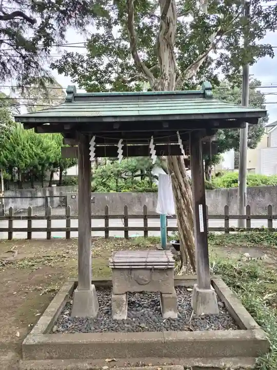 瘡守稲荷神社の手水舎