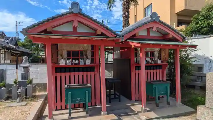 愛染堂勝鬘院の末社・摂社