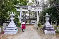 八劔神社(西端八劔神社)の{uncategorized: "未分類", other: "その他", undefined: "問題あり", building: "その他建物", grave: "お墓", sacred_gate: "鳥居", guardian: "狛犬", statue: "像", buddha: "仏像", history: "歴史", nature: "自然", garden: "庭園", animal: "動物", pagoda: "塔", temizu: "手水舎", mountain_gate: "山門・神門", sanctuary: "本殿・本堂", subordinate: "末社・摂社", art: "芸術", scenery: "景色", jizo: "地蔵", ema: "絵馬", goshuin: "御朱印", omikuji: "おみくじ", items: "授与品その他", amulet: "お守り", goshuincho: "御朱印帳", eats: "食事", festival: "お祭り", votive_dance: "神楽", shichigosan: "七五三参", wedding: "結婚式", experience: "体験その他", initially: "初詣", around: "周辺", anti_infection: "感染症対策"}