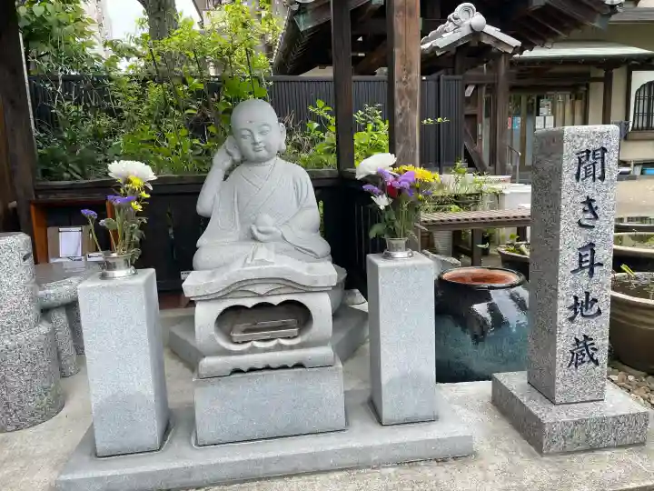 大林院の{uncategorized: "未分類", other: "その他", undefined: "問題あり", building: "その他建物", grave: "お墓", sacred_gate: "鳥居", guardian: "狛犬", statue: "像", buddha: "仏像", history: "歴史", nature: "自然", garden: "庭園", animal: "動物", pagoda: "塔", temizu: "手水舎", mountain_gate: "山門・神門", sanctuary: "本殿・本堂", subordinate: "末社・摂社", art: "芸術", scenery: "景色", jizo: "地蔵", ema: "絵馬", goshuin: "御朱印", omikuji: "おみくじ", items: "授与品その他", amulet: "お守り", goshuincho: "御朱印帳", eats: "食事", festival: "お祭り", votive_dance: "神楽", shichigosan: "七五三参", wedding: "結婚式", experience: "体験その他", initially: "初詣", around: "周辺", anti_infection: "感染症対策"}