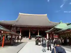 浅草寺の本殿