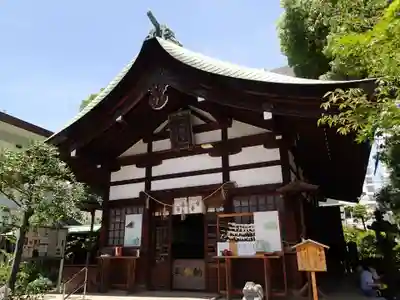 三輪神社の本殿・本堂