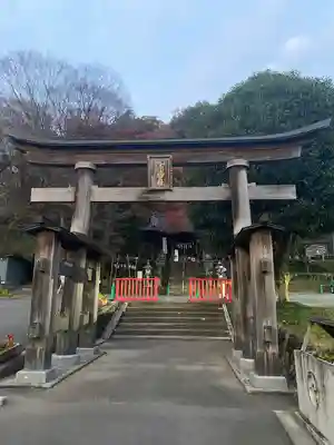 高尾山麓氷川神社の鳥居