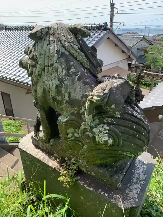 真浦神社の狛犬