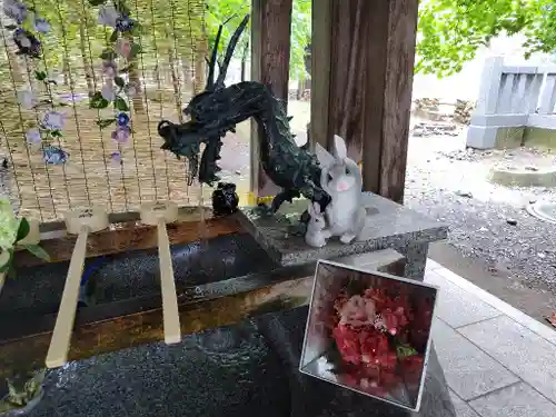 彌彦神社　(伊夜日子神社)の手水舎