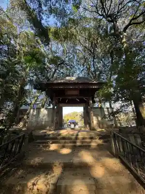 元三大師安楽寺の{uncategorized: "未分類", other: "その他", undefined: "問題あり", building: "その他建物", grave: "お墓", sacred_gate: "鳥居", guardian: "狛犬", statue: "像", buddha: "仏像", history: "歴史", nature: "自然", garden: "庭園", animal: "動物", pagoda: "塔", temizu: "手水舎", mountain_gate: "山門・神門", sanctuary: "本殿・本堂", subordinate: "末社・摂社", art: "芸術", scenery: "景色", jizo: "地蔵", ema: "絵馬", goshuin: "御朱印", omikuji: "おみくじ", items: "授与品その他", amulet: "お守り", goshuincho: "御朱印帳", eats: "食事", festival: "お祭り", votive_dance: "神楽", shichigosan: "七五三参", wedding: "結婚式", experience: "体験その他", initially: "初詣", around: "周辺", anti_infection: "感染症対策"}