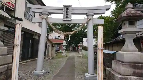 新町諏訪神社の鳥居