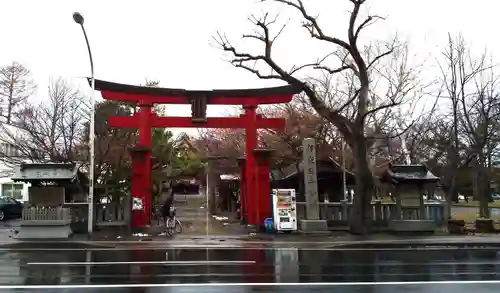 彌彦神社　(伊夜日子神社)の鳥居